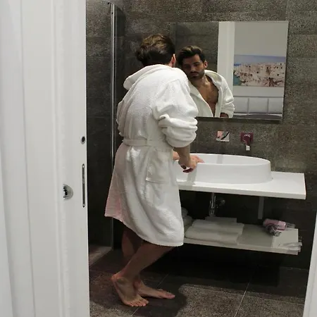 Relais Viesti ויאסטה